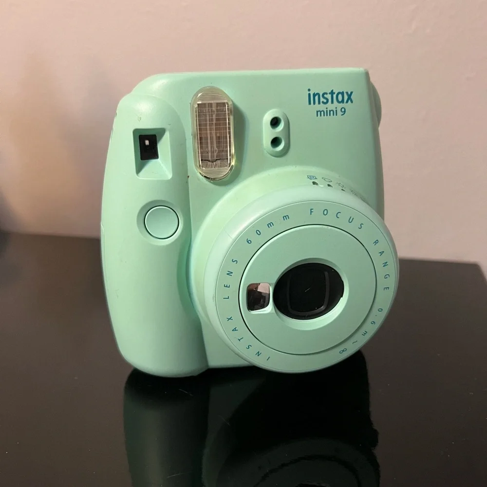 Fuji film Mini 9